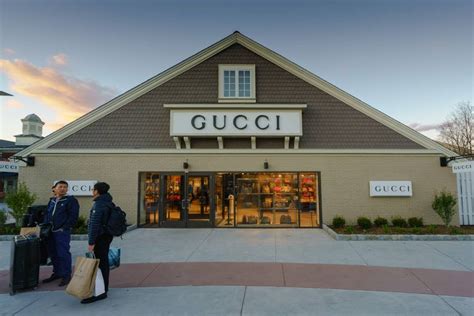 gucci outlets nj|gucci premium outlet store.